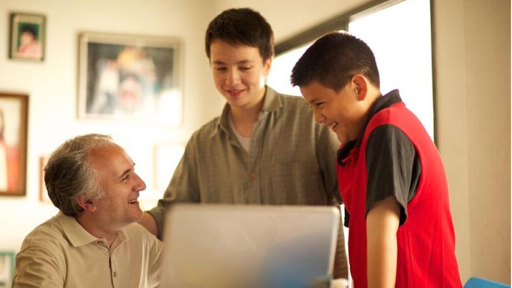 ¿De qué manera puedo saber sobre mis ancestros?