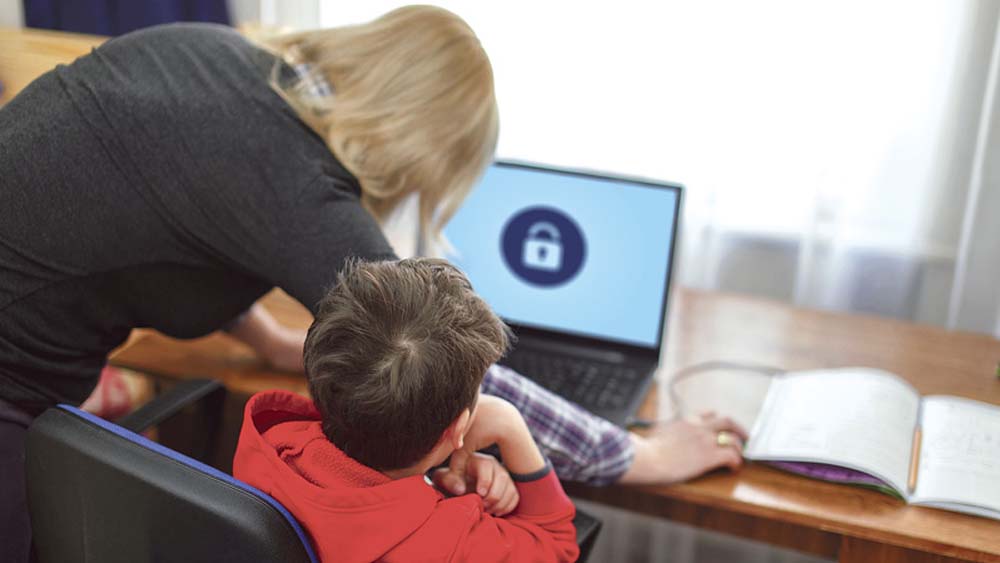 ¿Es posible investigar quién es mi padre por internet?