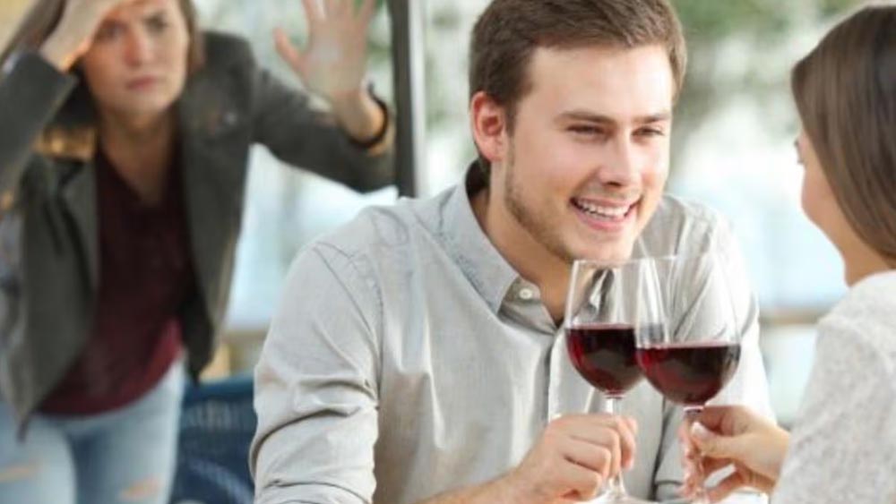 Limitaciones y consideraciones éticas al investigar la vida personal de tu ex